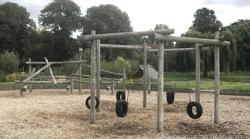 Dukes Meadows Playground Feature